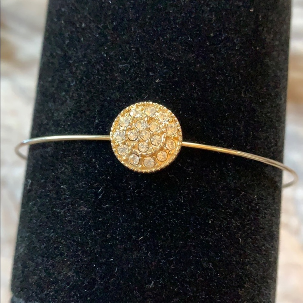EUC dainty gold bangle bracelet